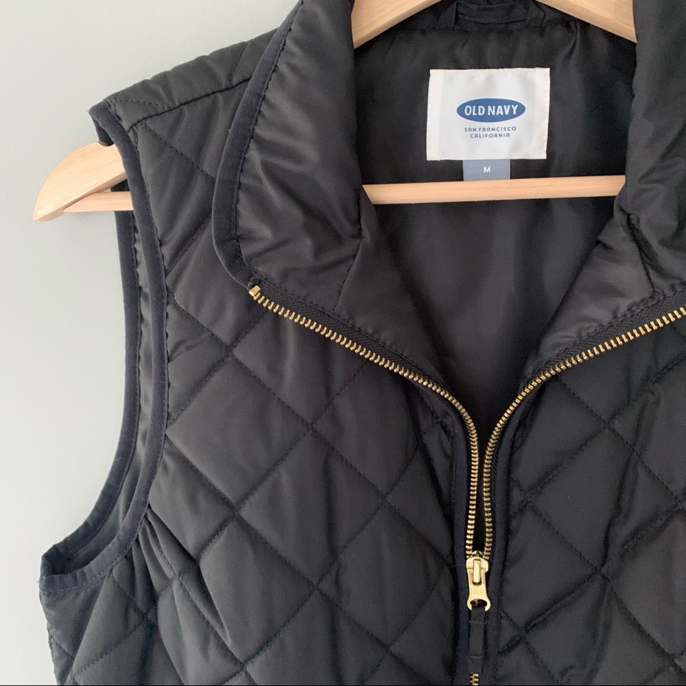 Black Old Navy Vest